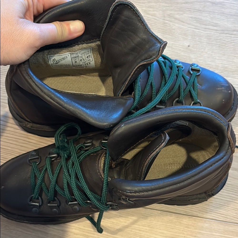 Danner Mountain Light II brown leather boots - Picture 6 of 7